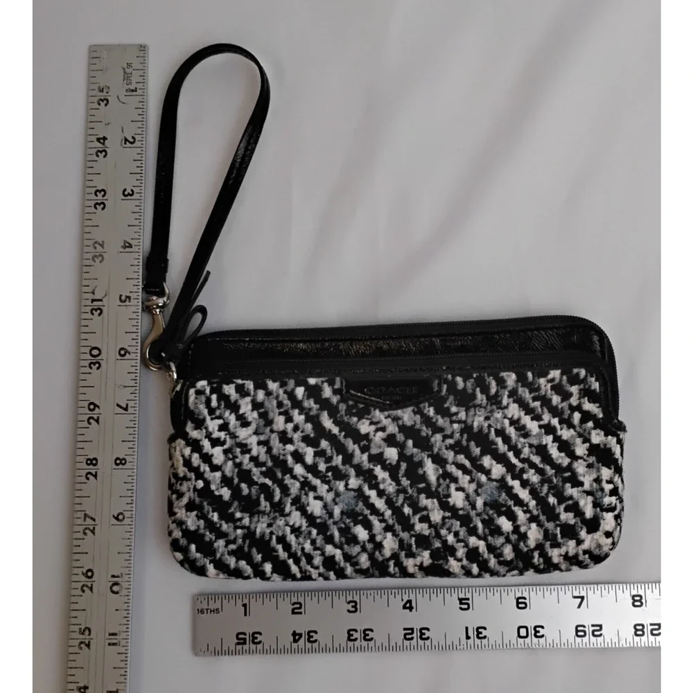 Coach Donegal Double Zip Medium Wristlet Black/White Leather Trim #J5867
